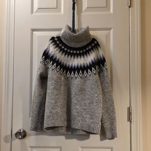 Elegant Gray Patterned Turtleneck Sweater